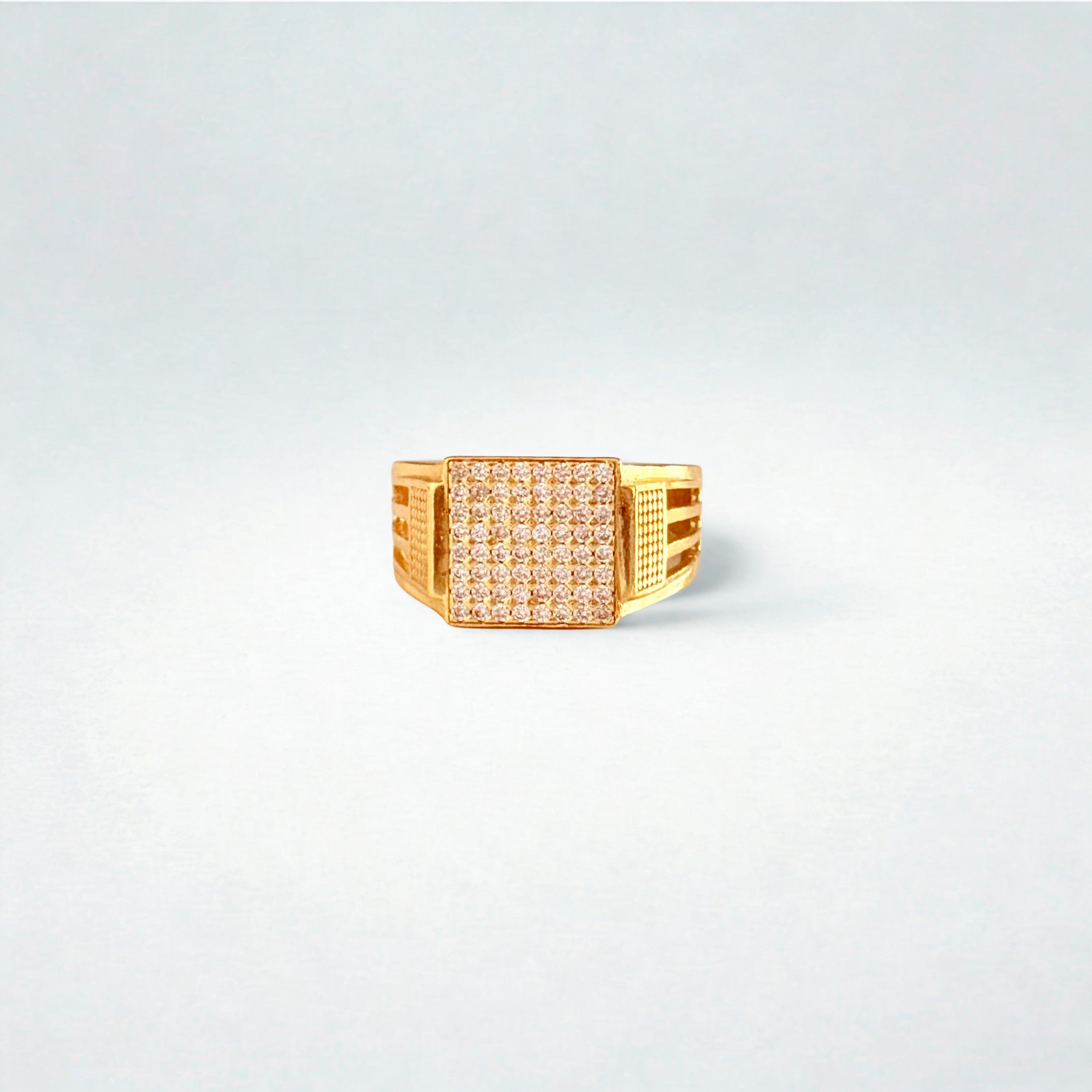 Leo Ring