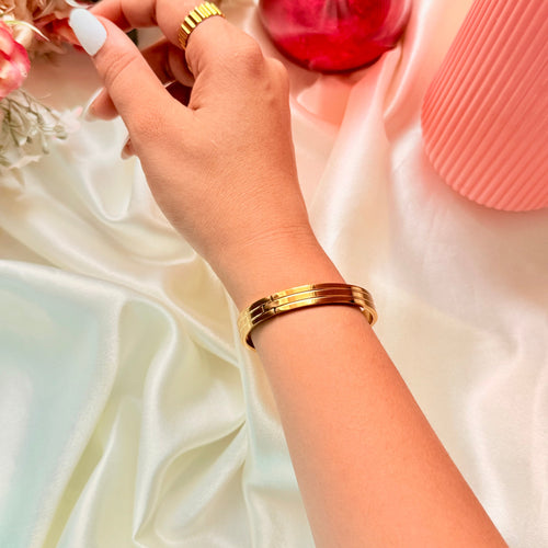 Classic Statement Bracelet - For Women