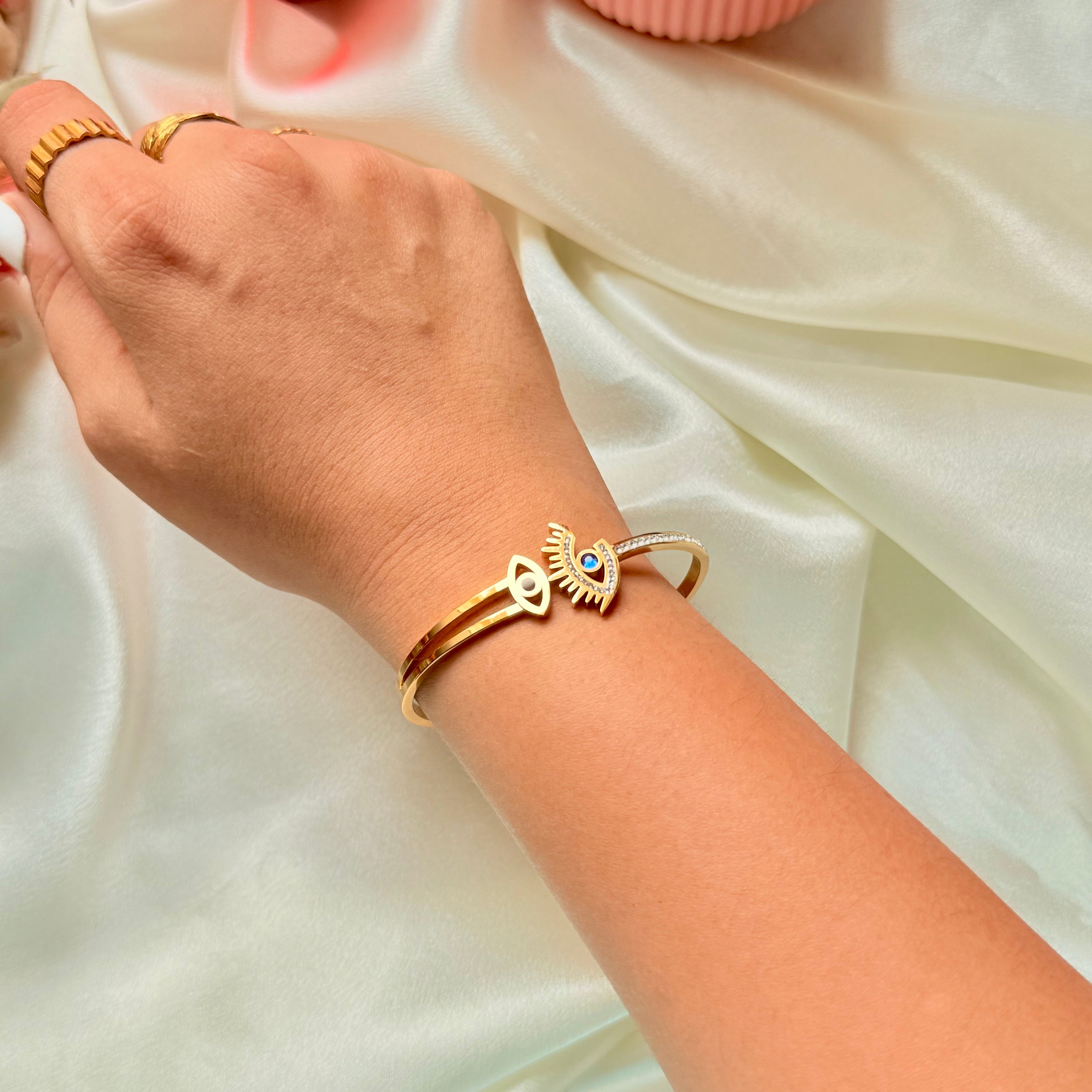 Kaya Bracelet - For Women