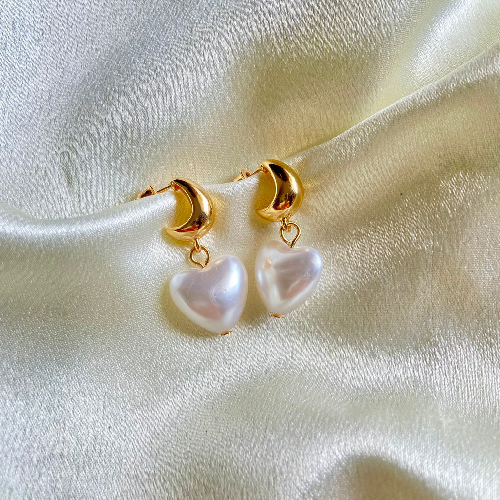 Pearl Heart Earrings (Stainless Steel)